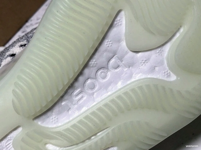 Yeezy FV3260 Adidas Alien 380 Boost 1206